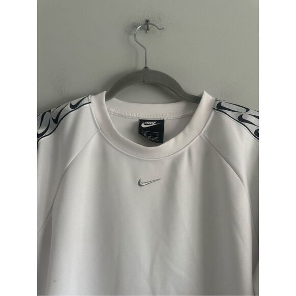 nike sportswear women’s white/black logo sleeves athletic pullover sweatshirt S - Picture 3 of 7